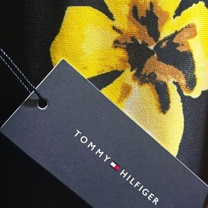 NWT Tommy Hilfiger Size 10 Navy Blue dress With yellow flowers